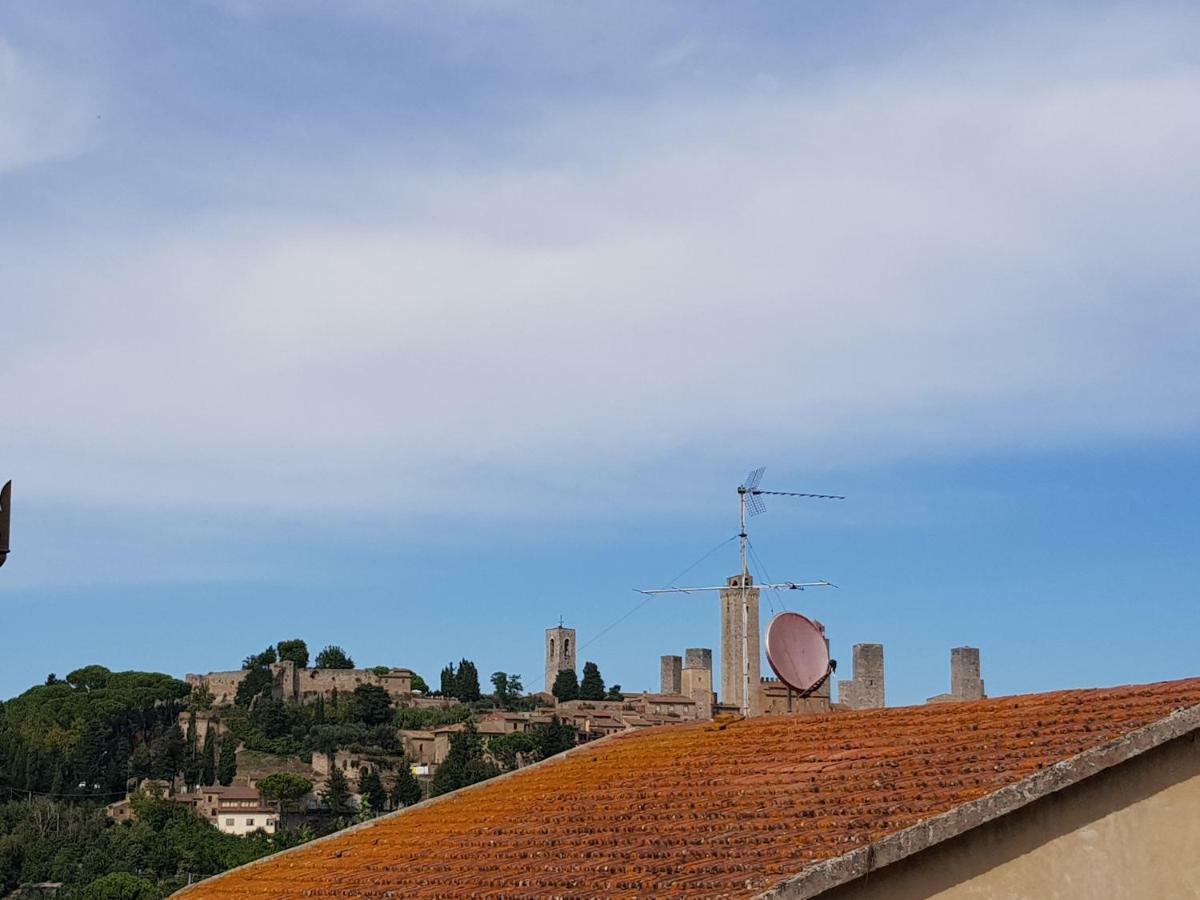 Guest House Edera San Gimignano Bagian luar foto